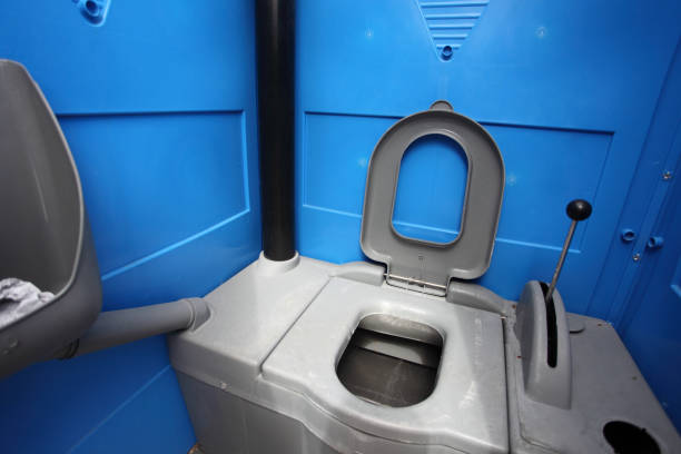 Best Emergency porta potty rental  in New Middletown, OH